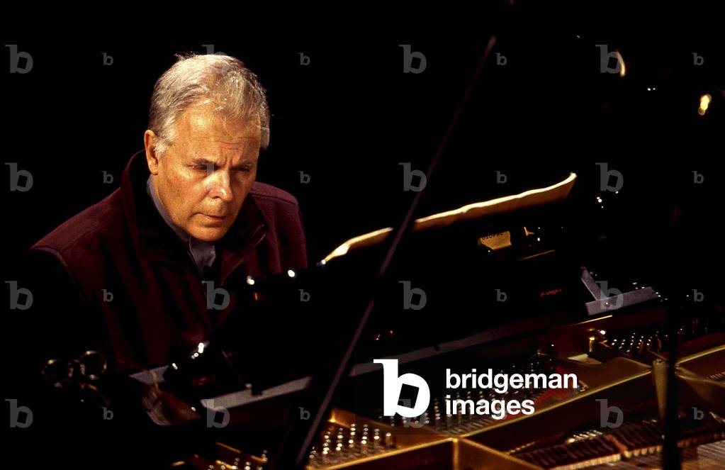 Stephen Kovacevich in 2002, Paris, France. American pianist b. 1940