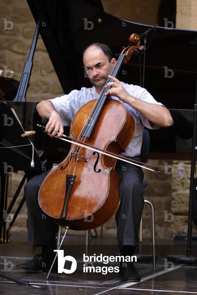 Christophe Coin - Vioncelliste franacais did not in 1958, at the Festival de l'Emperi in 08 2007 at Salon de Provence