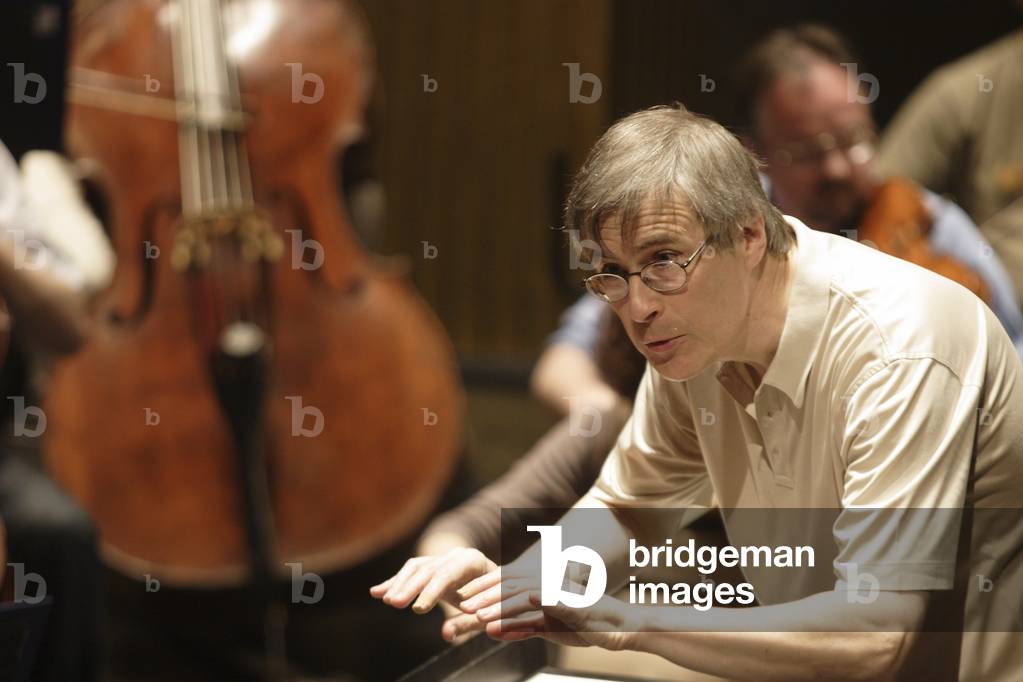 Christian Zacharias at the Théâtre des Champs Elysées, Paris, 2007 (photo)