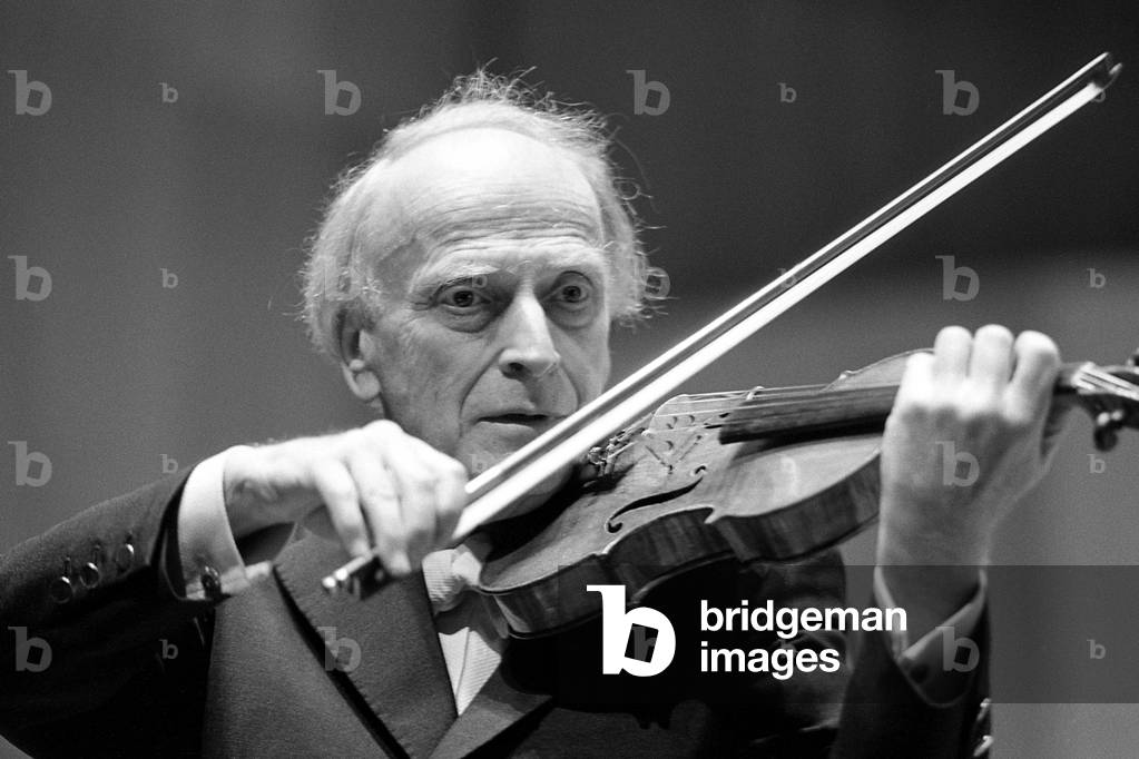 Yehudi Menuhin, 1986 (b/w photo)