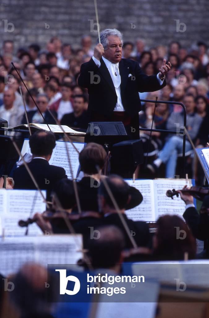 Yuri Ahronovitch at Les Arènes de Lutèce, Paris, 1992 (photo)