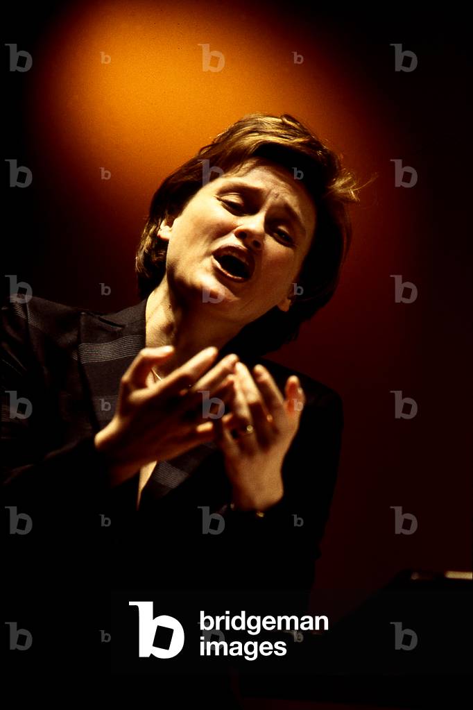 Vesselina Kasarova, Paris 1999. Bulgarian mezzo-soprano b. 1965.