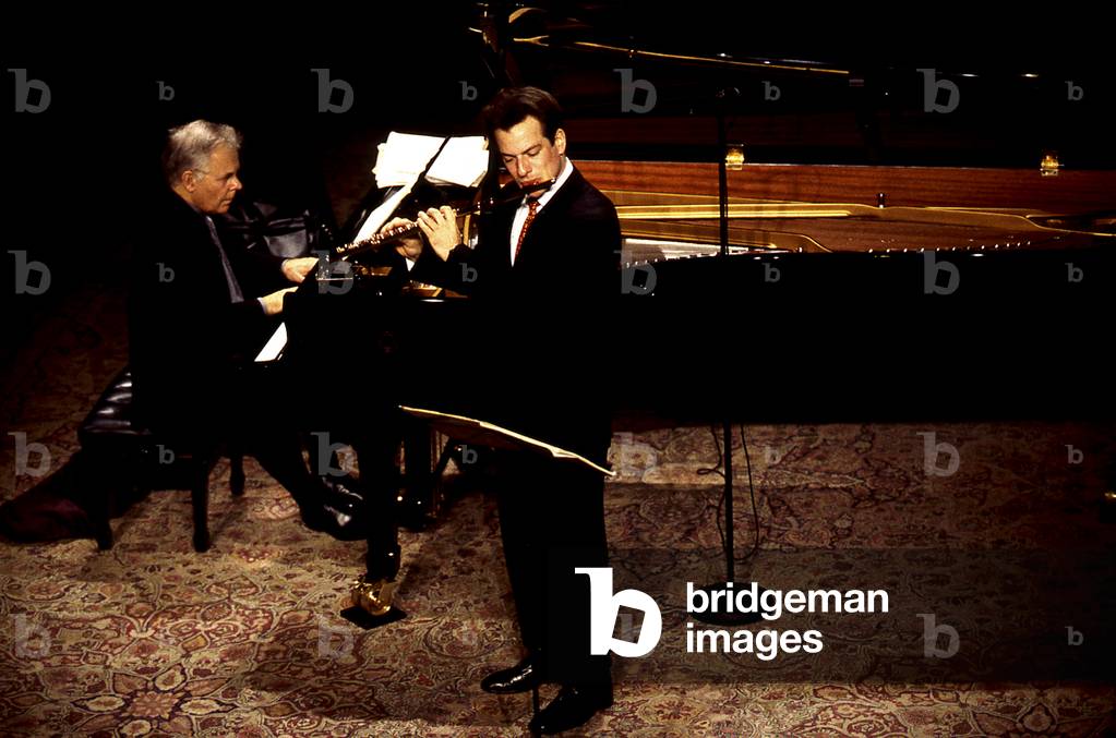 Stephen Kovacevich and Emmanuel Pahud at Theatre des Bouffes du Nord, Paris, 2002 (photo)
