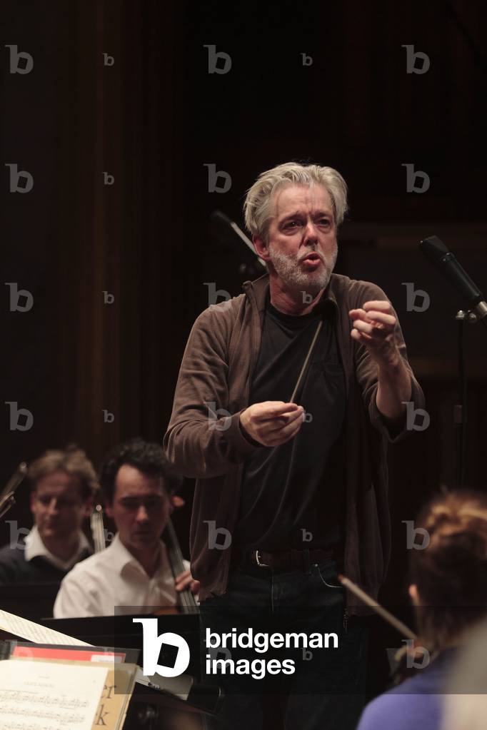 Jukka-Pekka Saraste at the Théâtre des Champs Elysées, Paris, 2016 (photo)