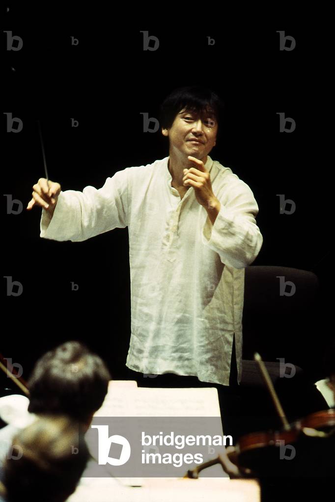 Kazushi Ono Portrait of the japanese conductor born in 1960. Paris 2004