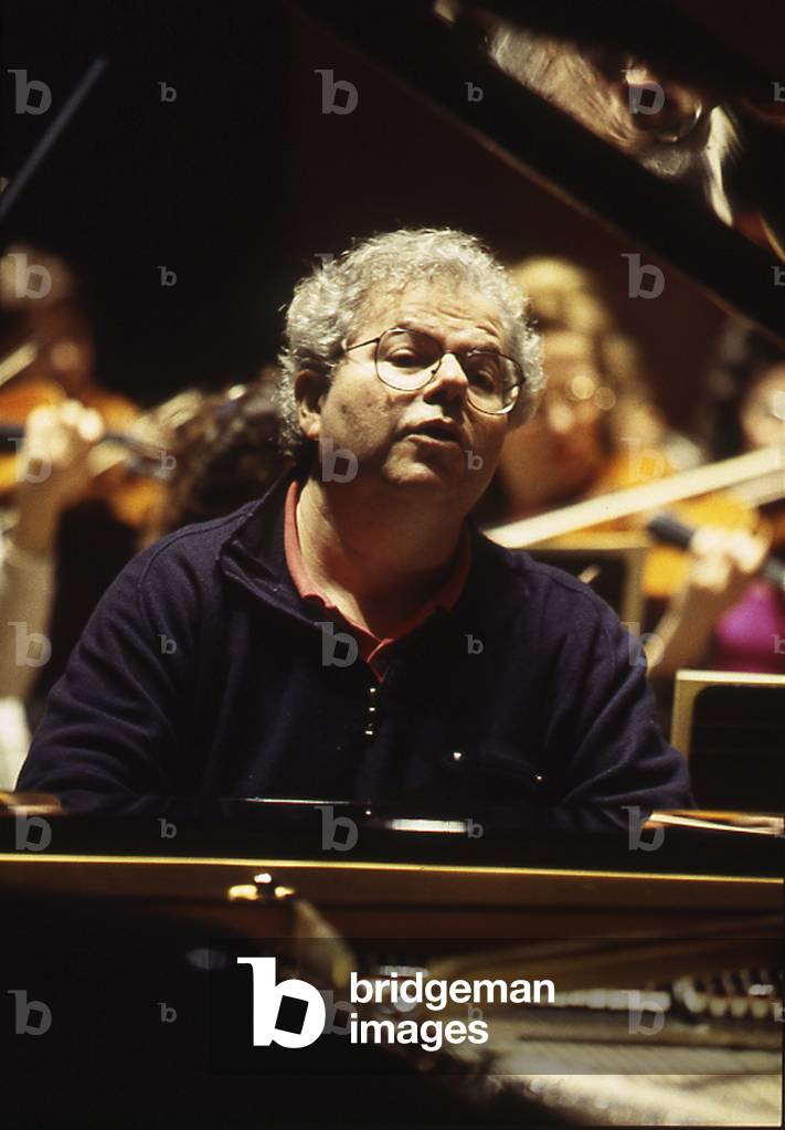 Emanuel Ax - portrait of the Polish born American pianist, March 1999. b. 8 June 1949.  Emmanuel