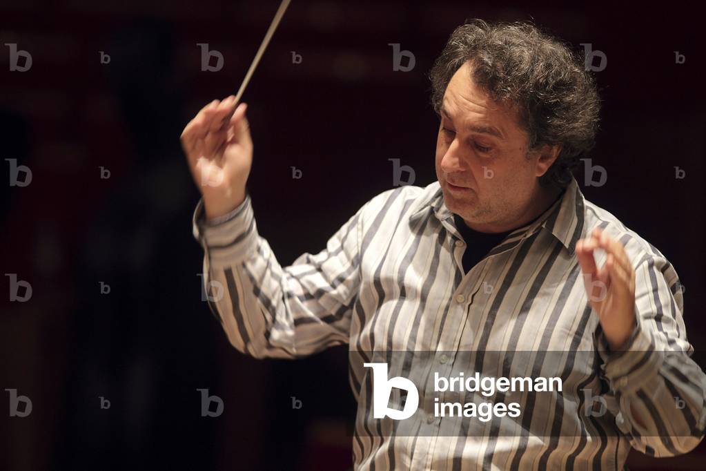 Josep Pons - rehearsing  with Orchestre de Paris, Salle Pleyel, Paris. February 2011. Spanish conductor born in 1957 .