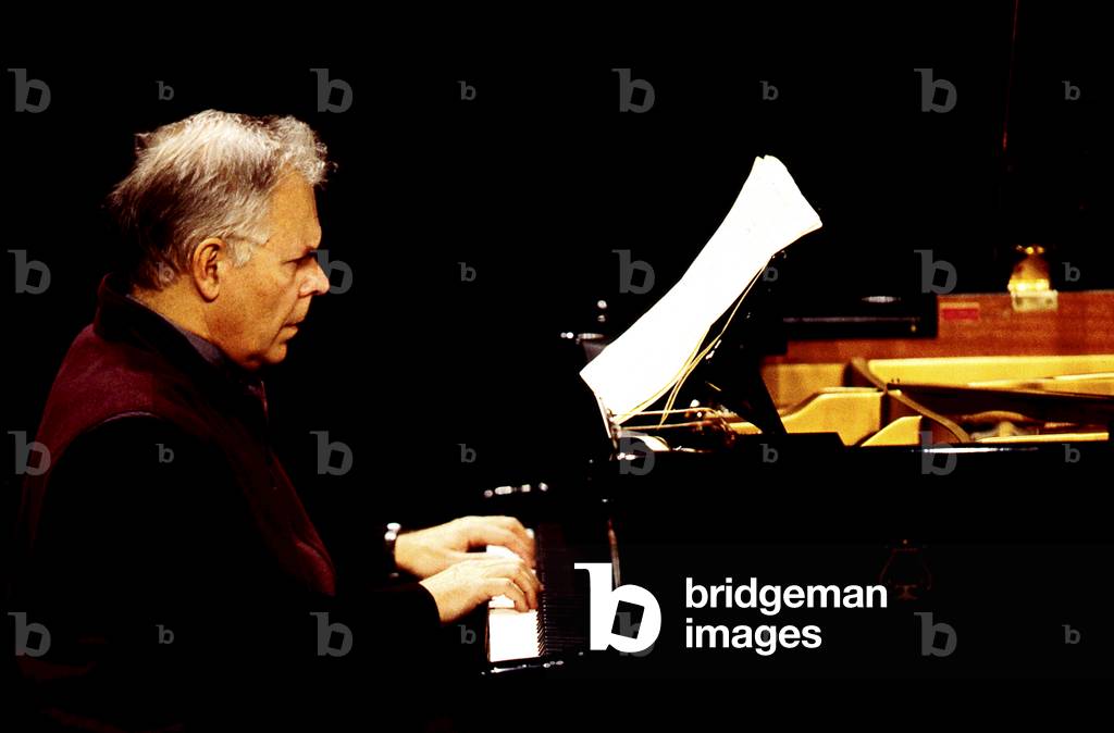 Stephen Kovacevich in 2002, Paris, France. American pianist b. 1940