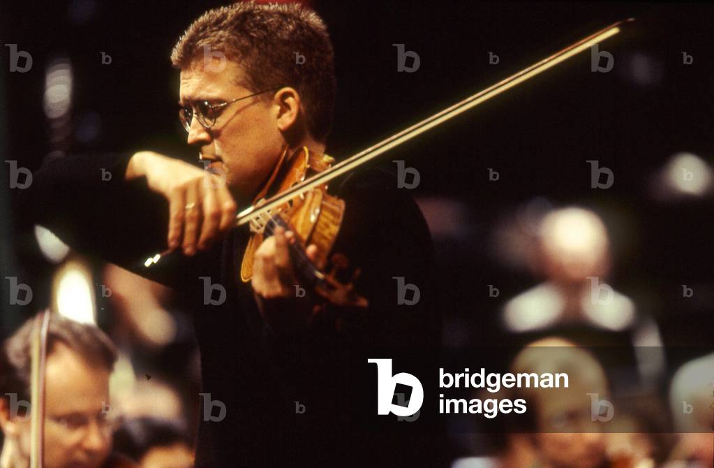 Christian Tetzlaff - German violinist performing with the 'Orchestre de Paris', Paris, France, 2003. b. 24 April 1966.