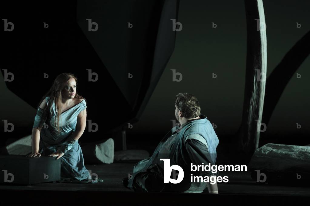 Tristan and Isolde at Le Theatre des Champs Elysées, Paris, 2016 (photo)