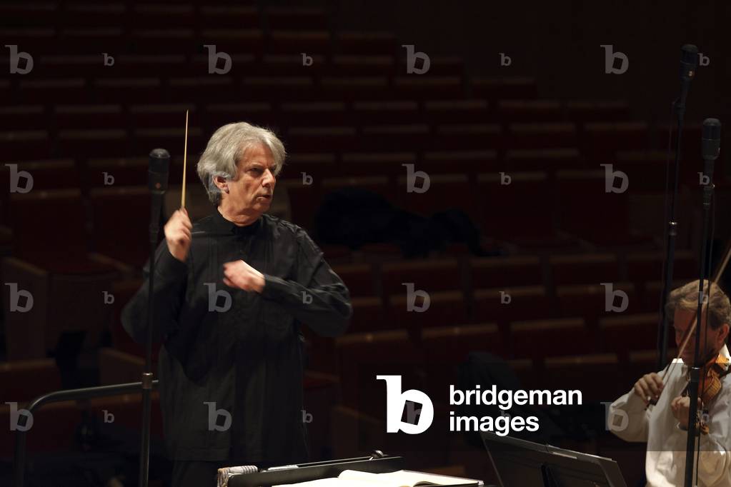 Hartmut Haenchen in May 2010 rehearsing with l'orchestre de Paris, Salle Pleyel, Paris, France. German conductor, b. 1943