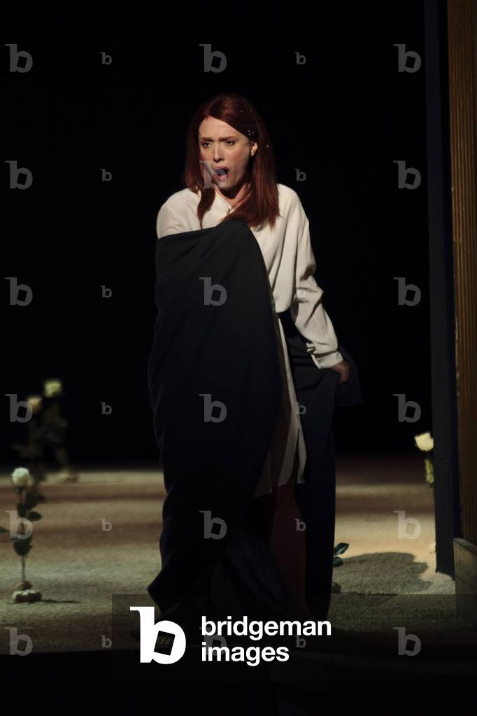 La Vestale at Le Theatre des Champs Elysées, Paris, 2013 (photo)