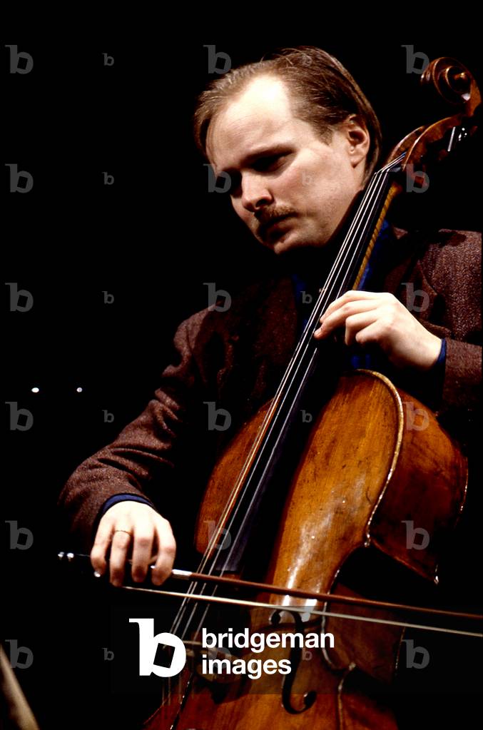 Anssi Karttunen, Paris 1991. Finnish cellist b. 1960-.