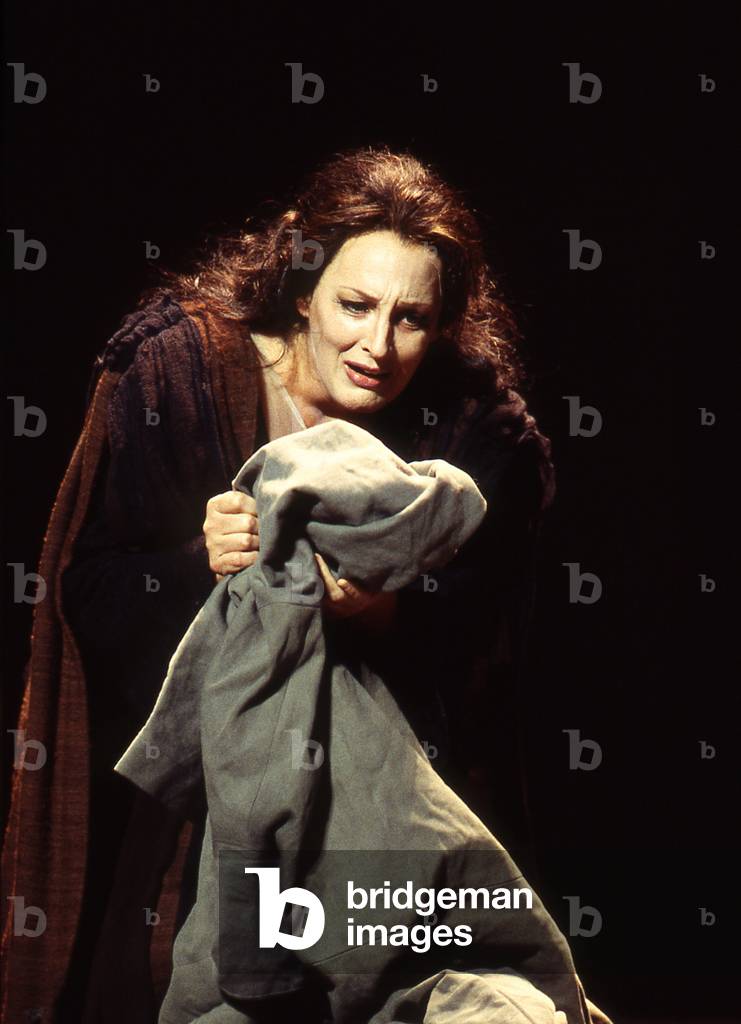 Deborah Polaski (photo)