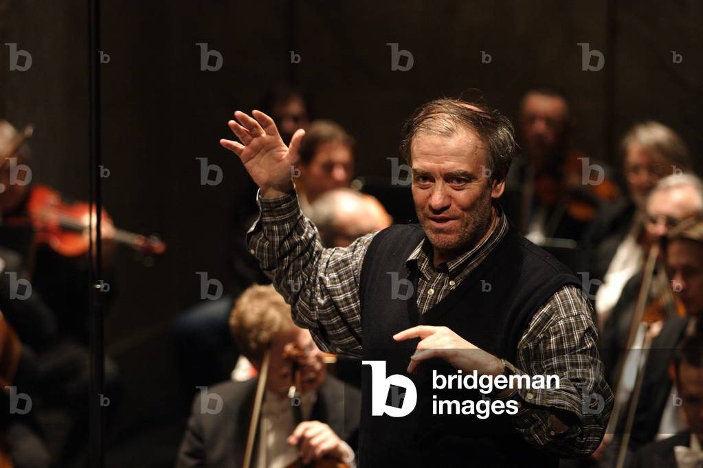 Valery Gergiev - conducting the Vienna Philharmonic at the Theatré des Champs Elysees, Paris, February 2008.  Russian conductor, b. 1953.