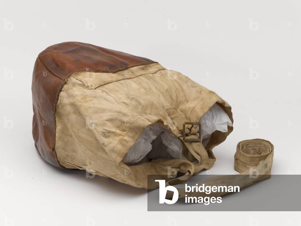 Nose bag, 1918 (fabric)