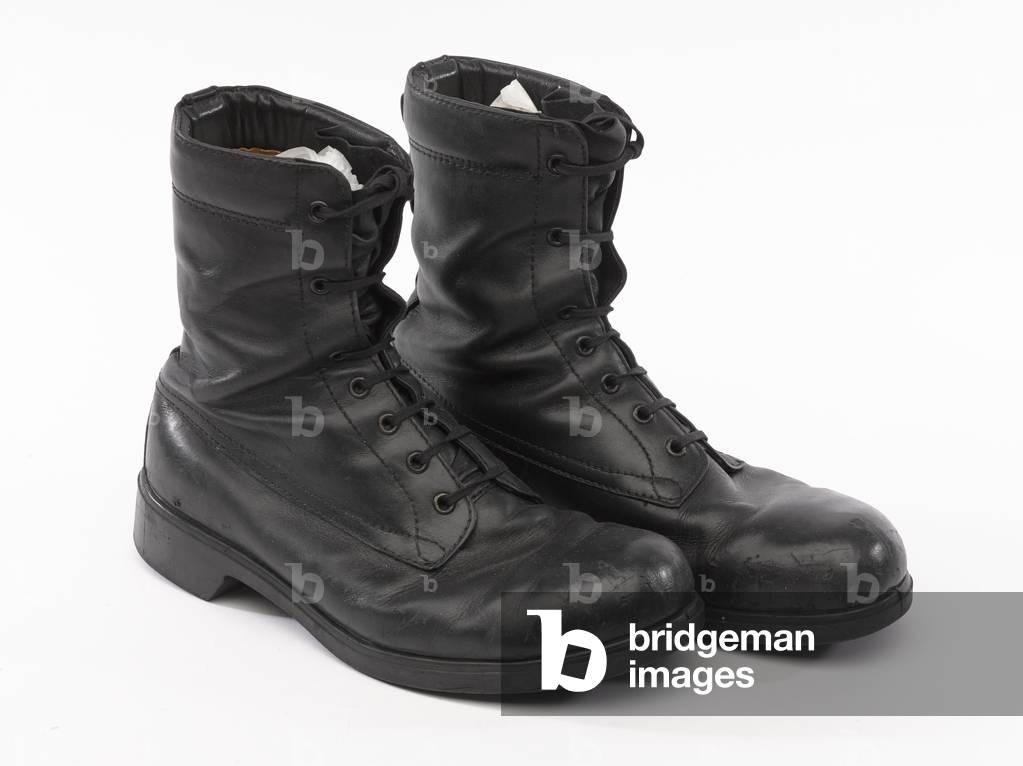 Pair of combat boots, universal pattern, 1988 circa