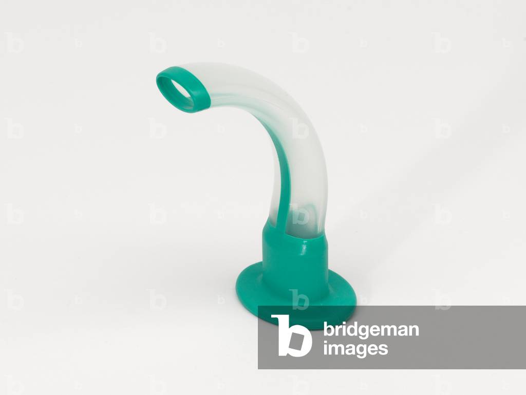 Oropharyngeal tube, 2010 circa (plastic)