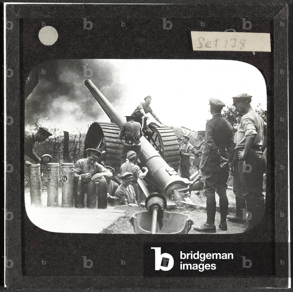 6-inch gun in action at Reninghelst, 15 June 1916 (lantern slide)