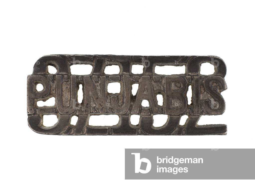 Shoulder title, 3rd Battalion, 152nd Punjabis, 1918-1921 (metal)