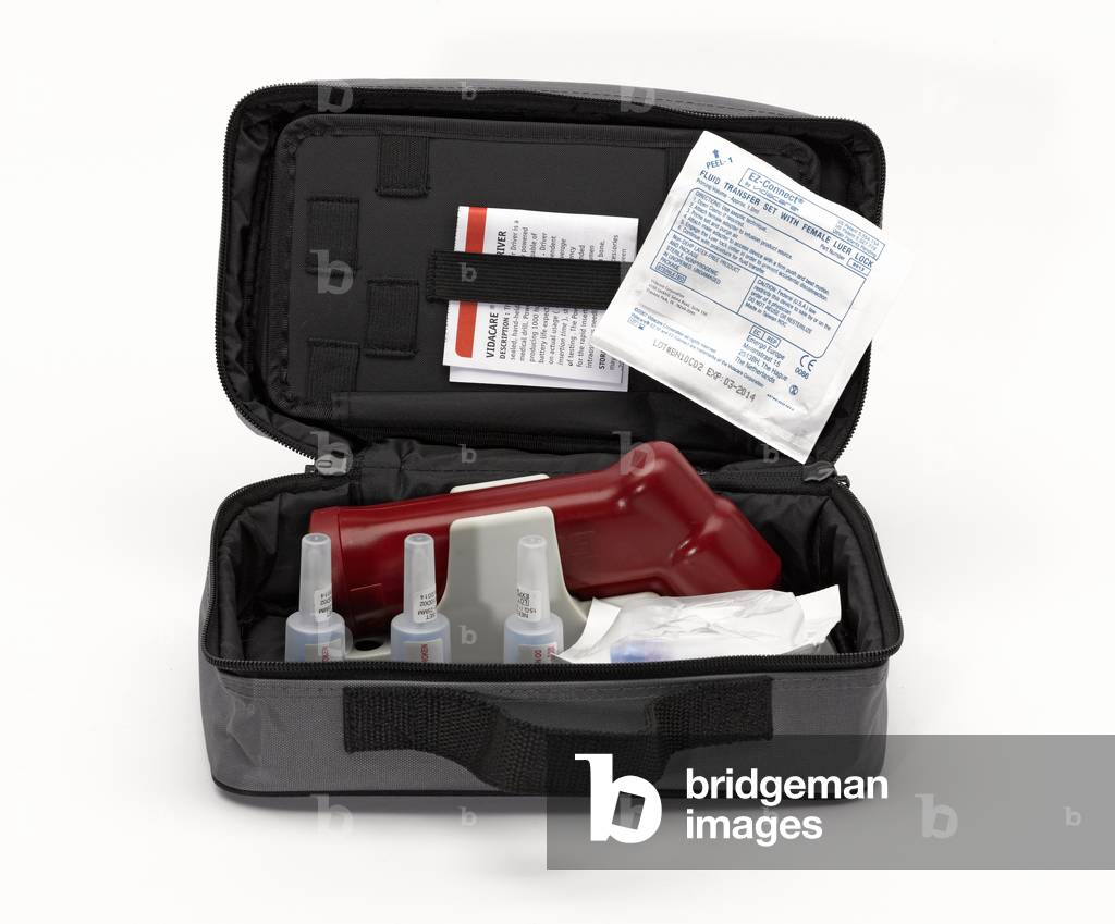 Nylon bag containing a bone drill set, 2007 (bag)