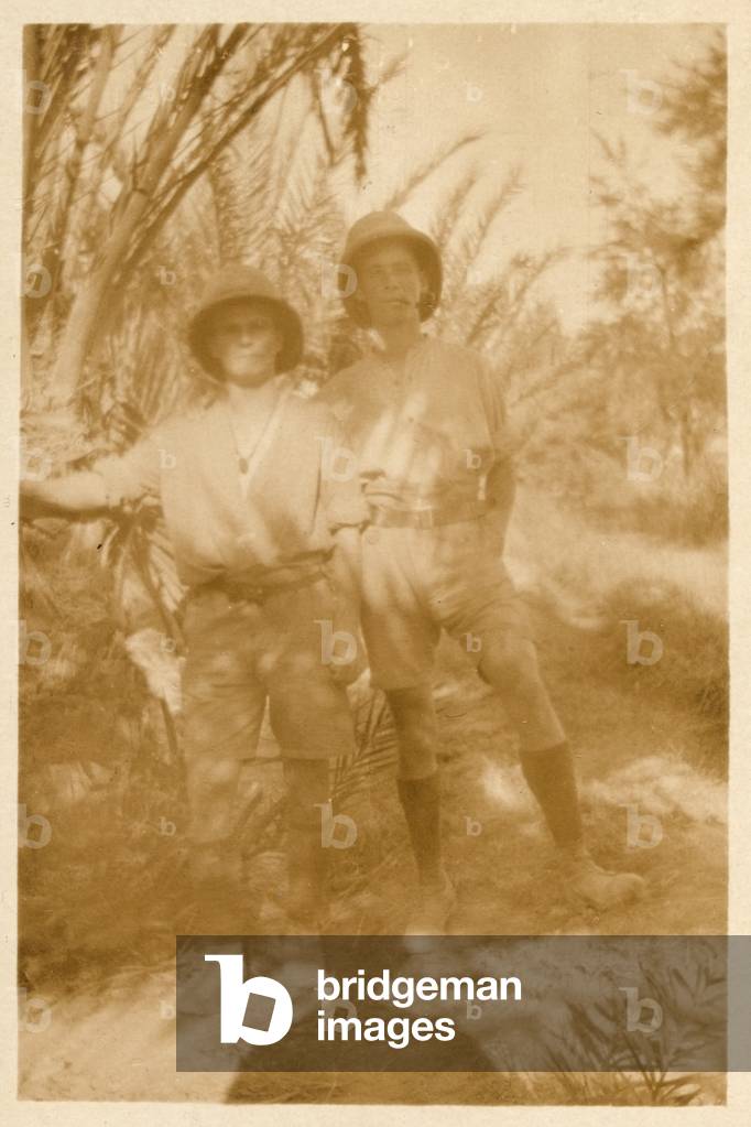 Two British Soldiers off-duty in the desert, c.1916 (b/w photo)