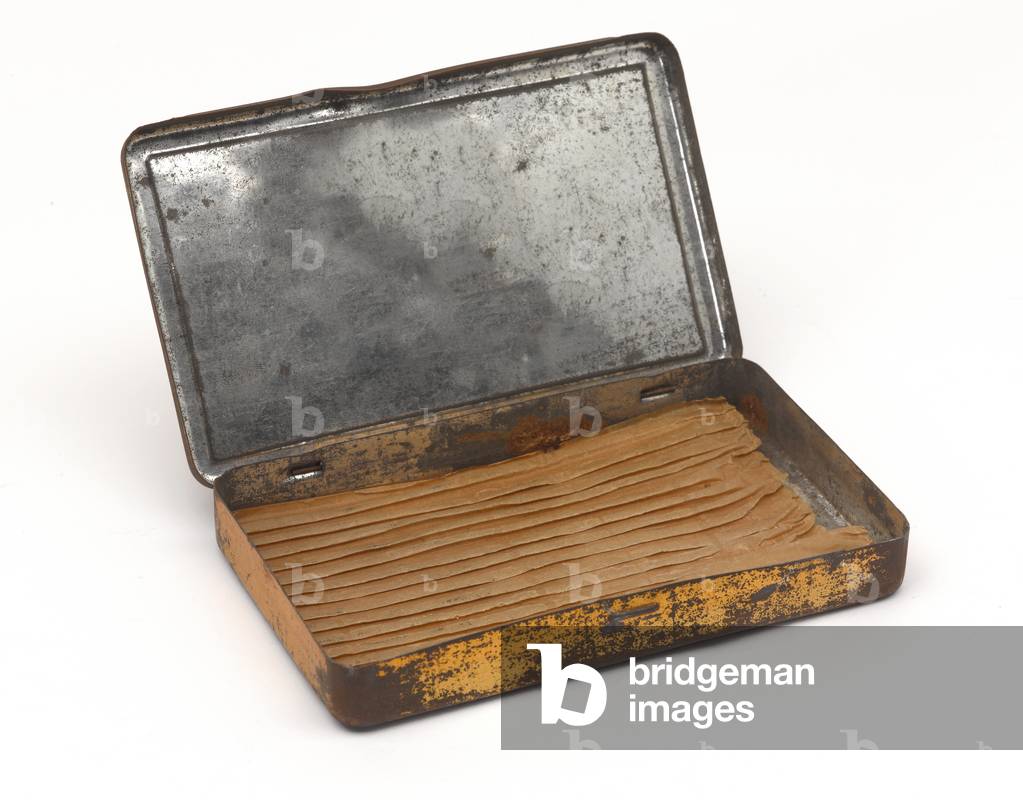 Christmas gift box sent to Australian troops, 1915 (box, gift, Australian War Contingent Association)