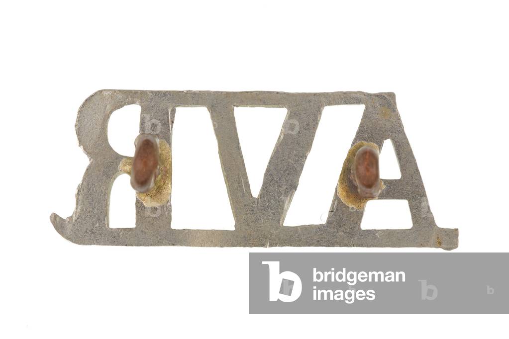 Shoulder title, Allahabad Volunteer Rifles, pre-1917 (metal)