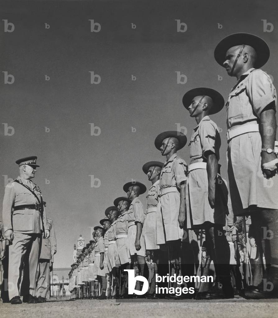 Field Marshal Wavell, inspecting 9th Gurkha Rifles, 1943 circa (b/w photo)