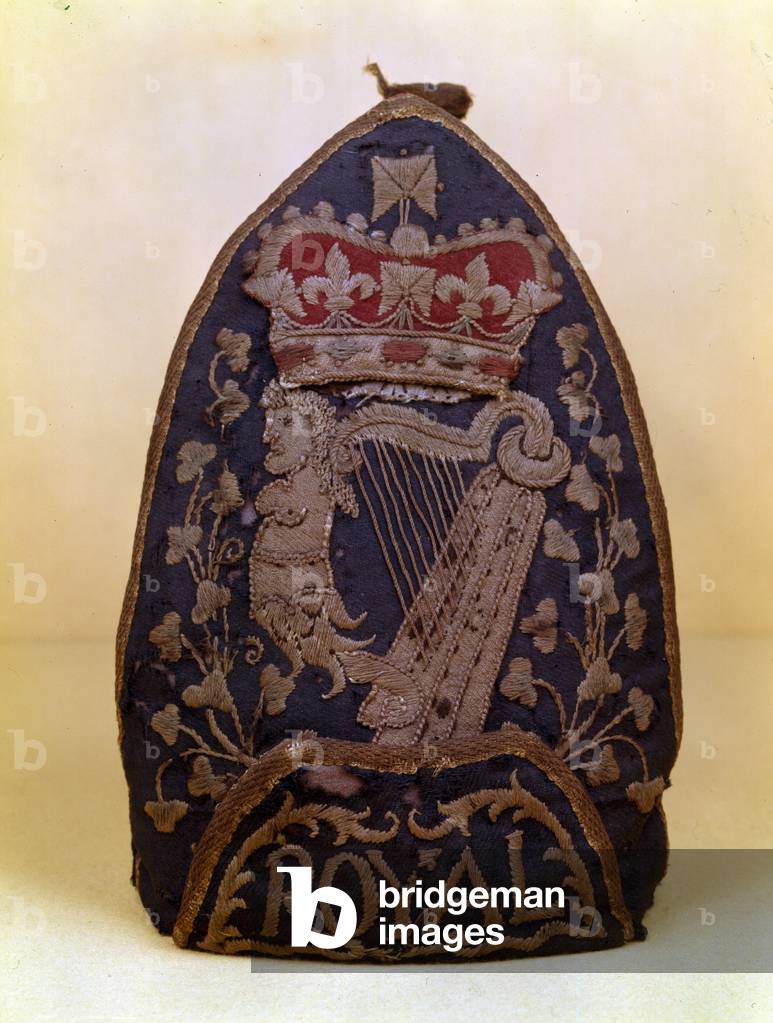 Grenadier cap, other ranks, Royal Regiment of Ireland, 1710 circa (fabric)
