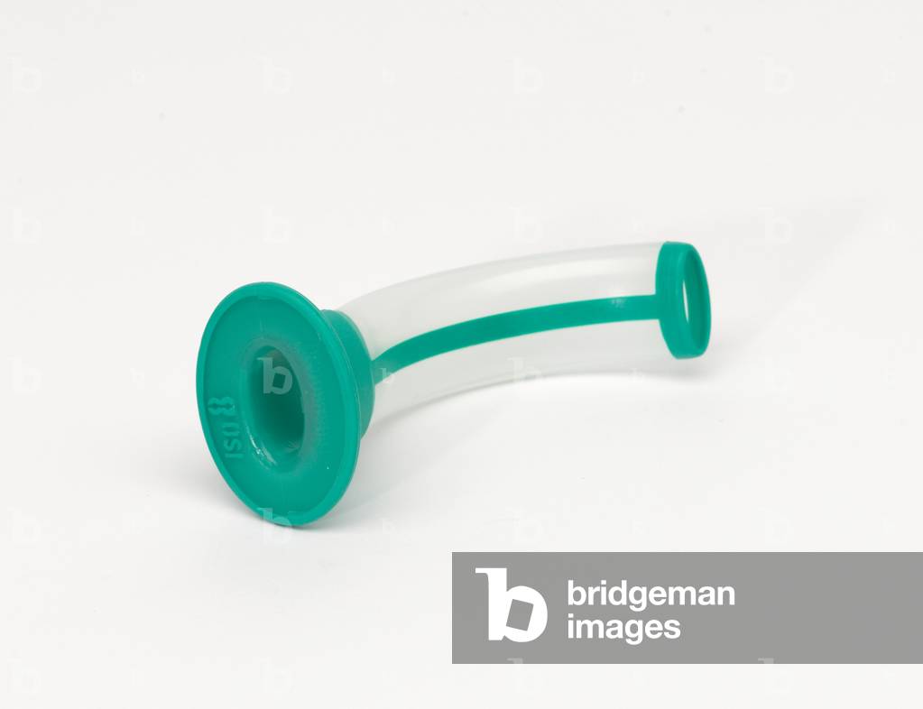 Oropharyngeal tube, 2010 circa (plastic)