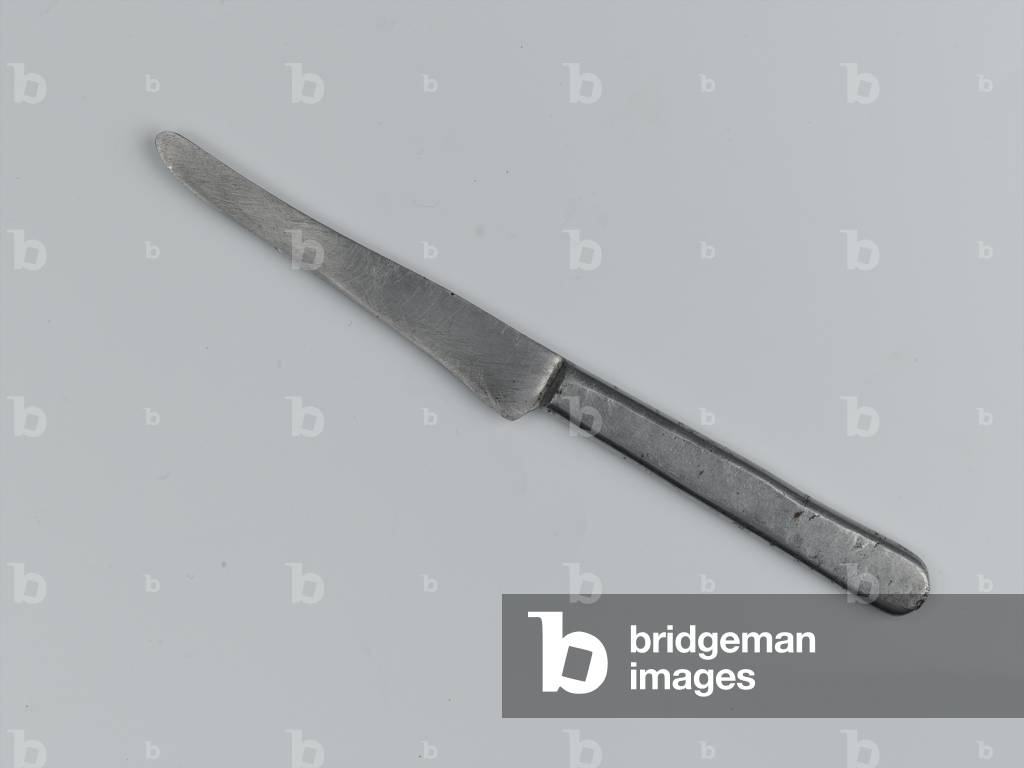 Army issue table knife converted to a camp razor, 1943 (metal)