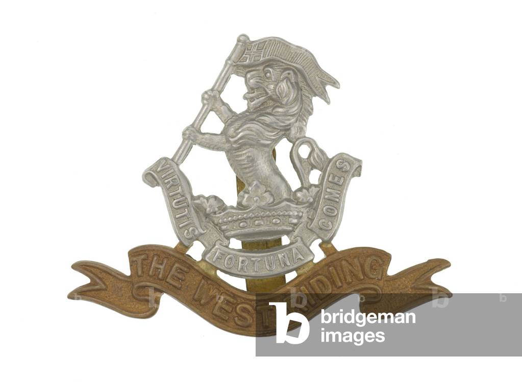 Cap badge, c.1940 (metal)