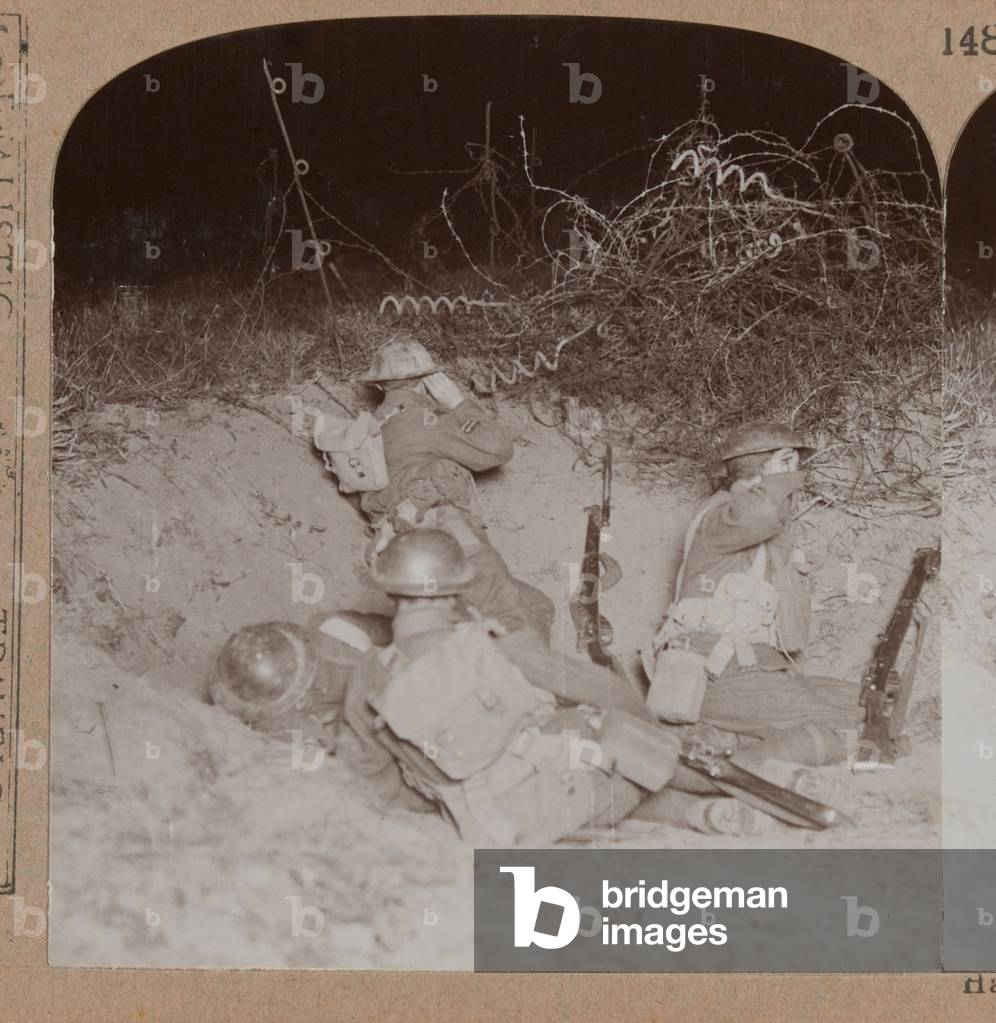 Hazardous work. A listening post in a shell crater in No Mans Land near Lagincourt, 1917 circa (b/w photo)