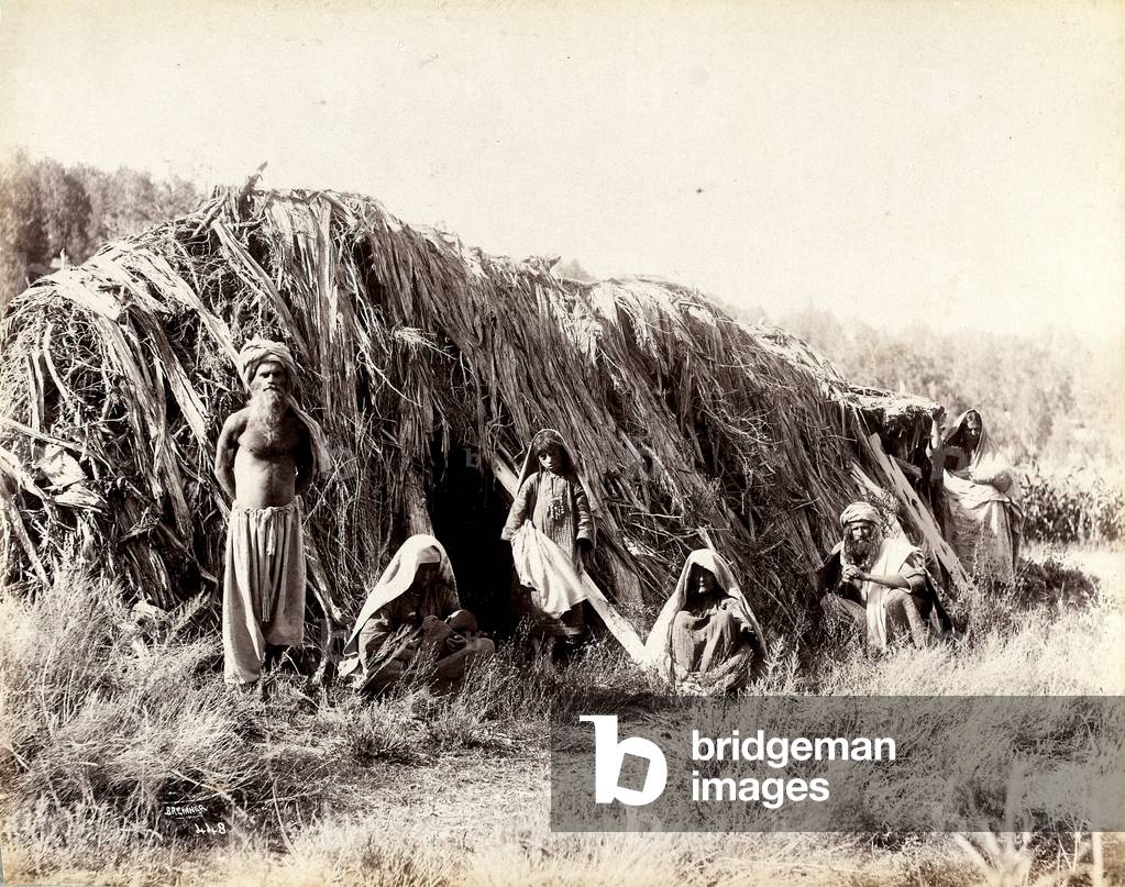 Brahuis hut, Ziarat, 1898 (b/w photo)