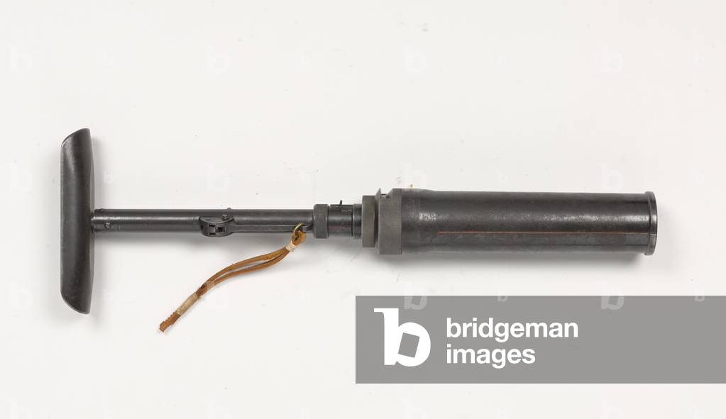 Japanese 50 mm 10th Year mortar/grenade launcher (launcher, grenade, 50 mm)