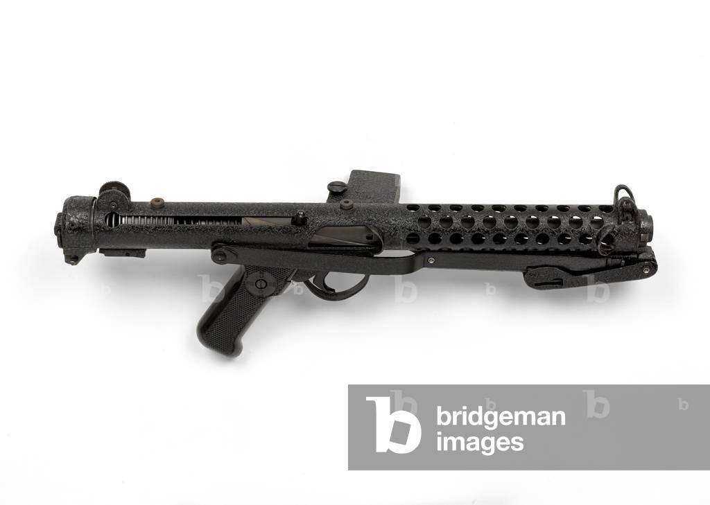 Sterling 9 mm sub machine gun Mk 8 c.1975 (sub machine gun, Sterling, 9 mm Mk 8)