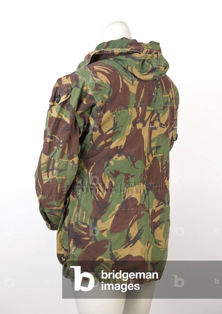 Camouflage smock, Warrant Officer 1 D J Dia Harvey , 1982 (fabric)