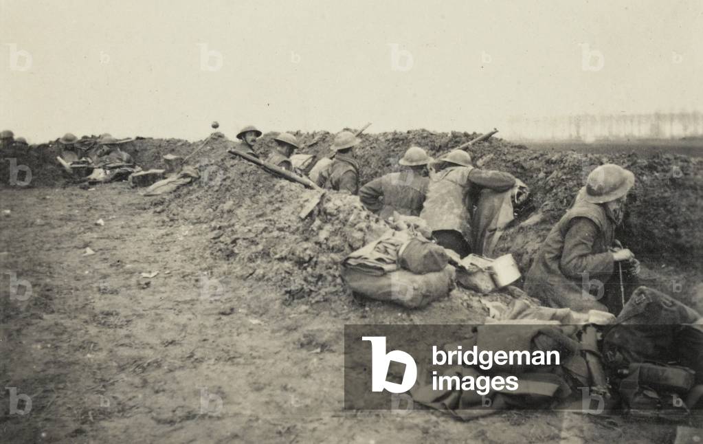 German Offensive on Lys. 1918: 4th, Worc: Rgt. holding on to “La Creche” after Counter-attack, Germans attacking at this moment (b/w photo)