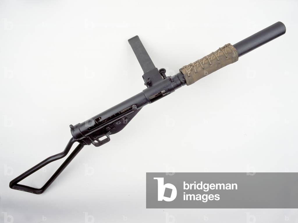 Sten Mk IIS 9 mm silenced sub-machine gun, 1942 circa