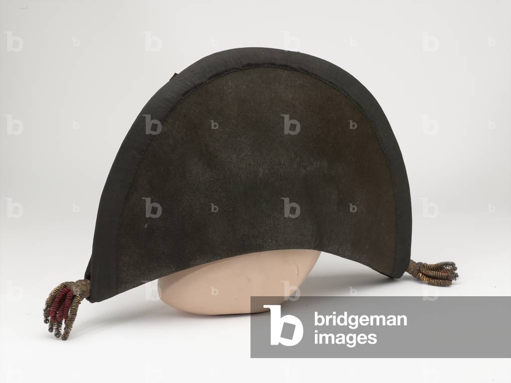 Cocked hat, Surgeon John Smet, 8th (Kings Royal Irish) Light Dragoons, 1823 circa. (fur)