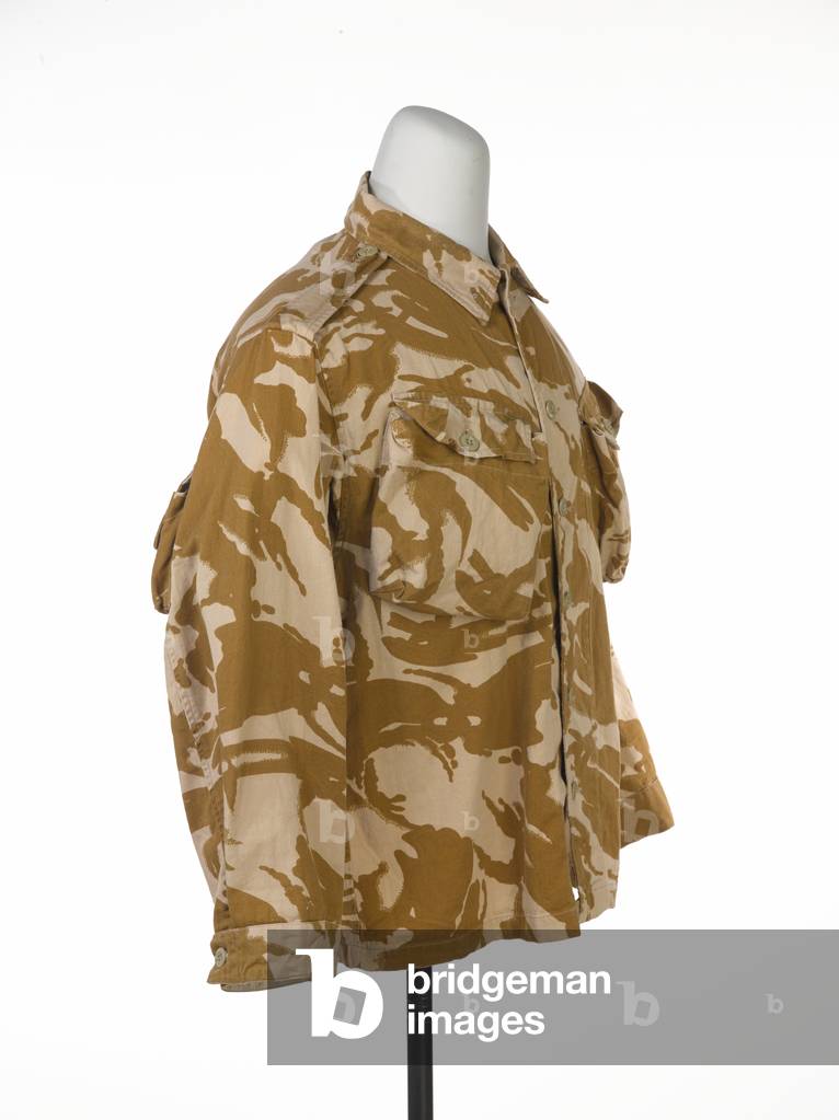 Desert disruptive pattern combat jacket worn by Major M Graham, 1990 circa (fabric)