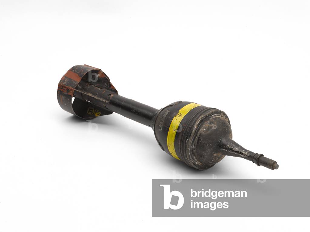 High-Explosive anti-tank bomb, 1944 circa (metal)