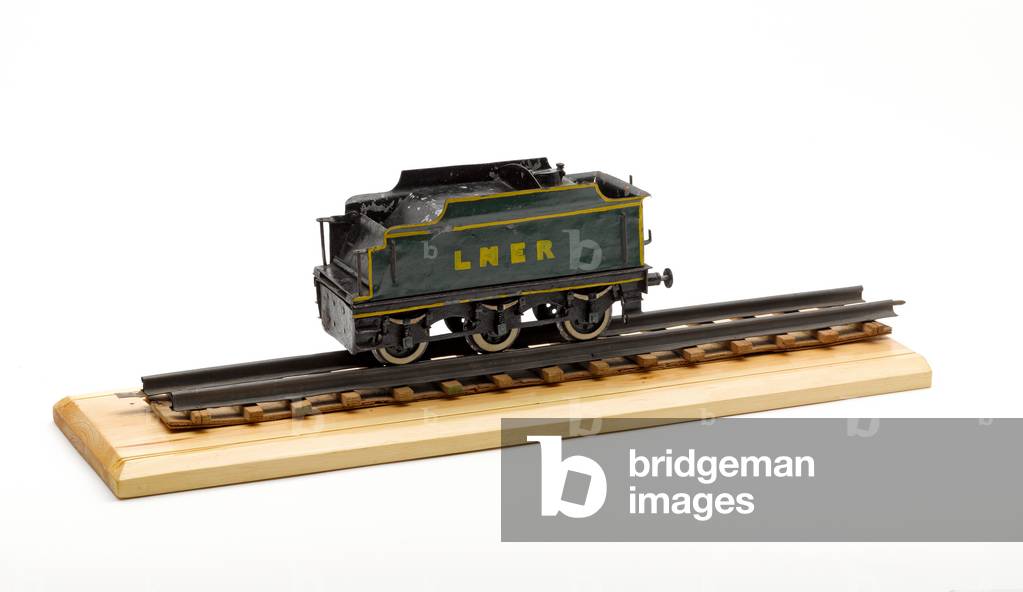 Model London and North Eastern Railway (LNER) railway tender, c.1941 (railway tender, model)