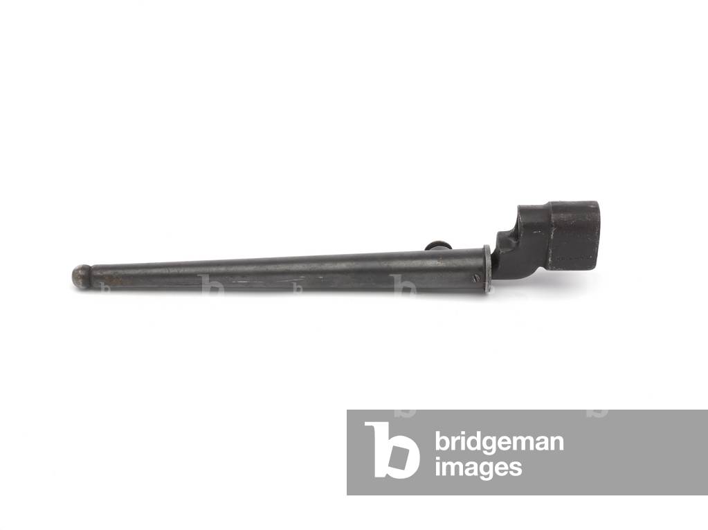 Metal scabbard for the British No. 4 Mk II spike bayonet, 1942 circa