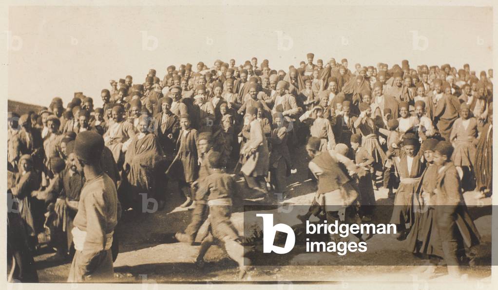 Persians in Abadeh, 1918 (b/w photo)