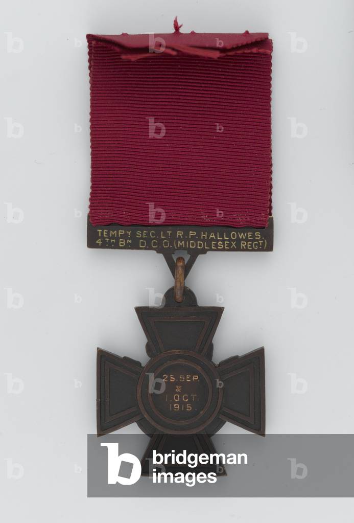 Victoria Cross, 2nd Lieutenant R P Hallowes, Duke of Cambridge's Own (Middlesex Regiment), 1915 (metal)