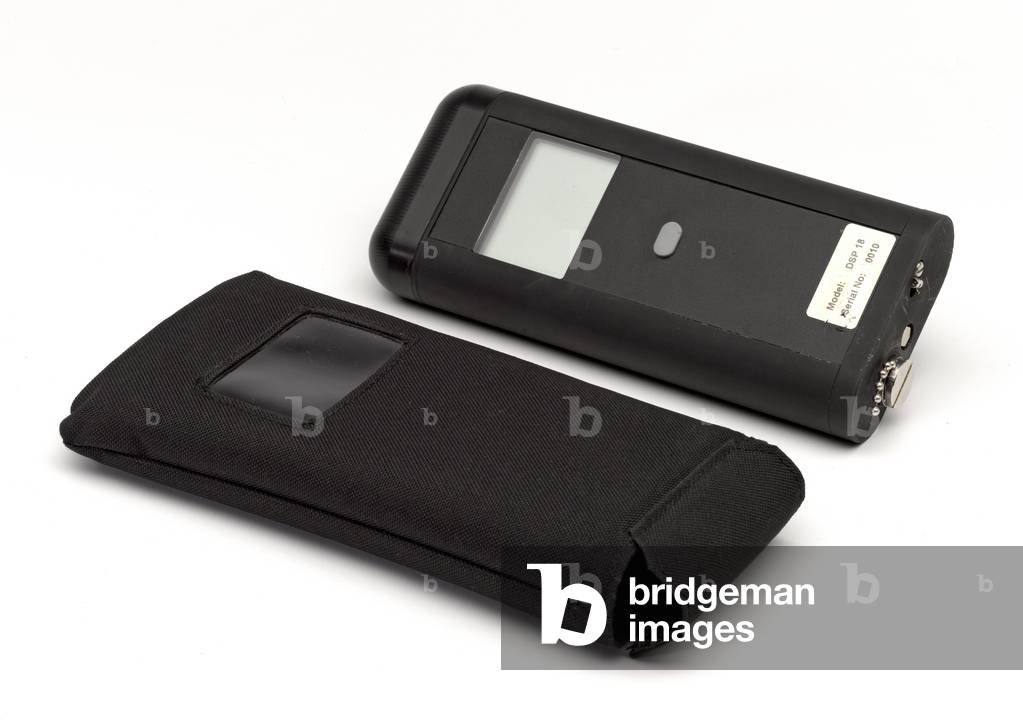 Handheld Sprite detector with material case, 2006