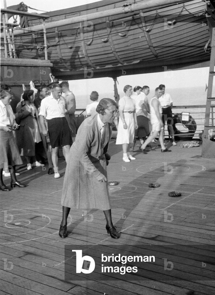 The Matron unbends, 3rd County of London Yeomanry (Sharpshooters) on board HMT Orion en route to Egypt, 1941 (b/w photo)
