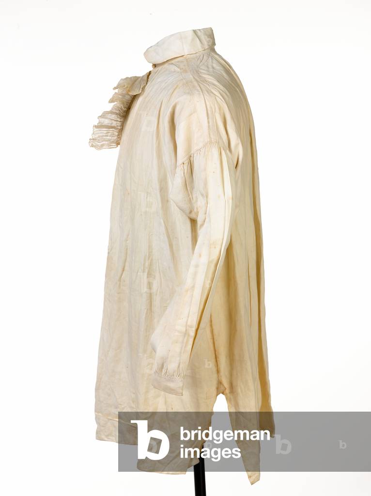 Shirt with ruff worn by Lieutenant John Bramwell, 92nd Regiment of Foot, 1815 circa